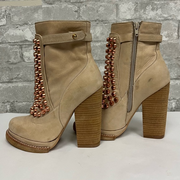 Jeffrey Campbell nude boots with rose gold studs - Picture 2 of 14